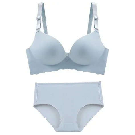 bra-seamless-set-dengan-celana-dalam-Dalam-Nyaman