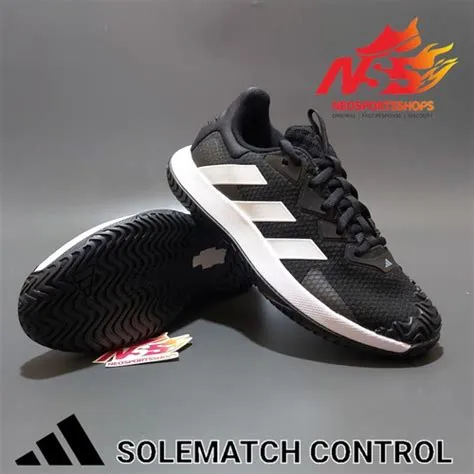 promo-sepatu-tenis-adidas-akhir-tahun-Promo-Sepatu